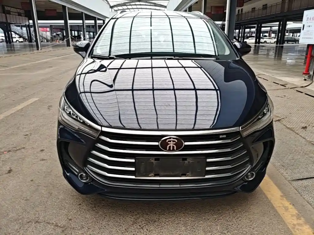 Song MAX 1.5 T Auto Connected Wise Comfort Sunroof 7-seat CN-VI