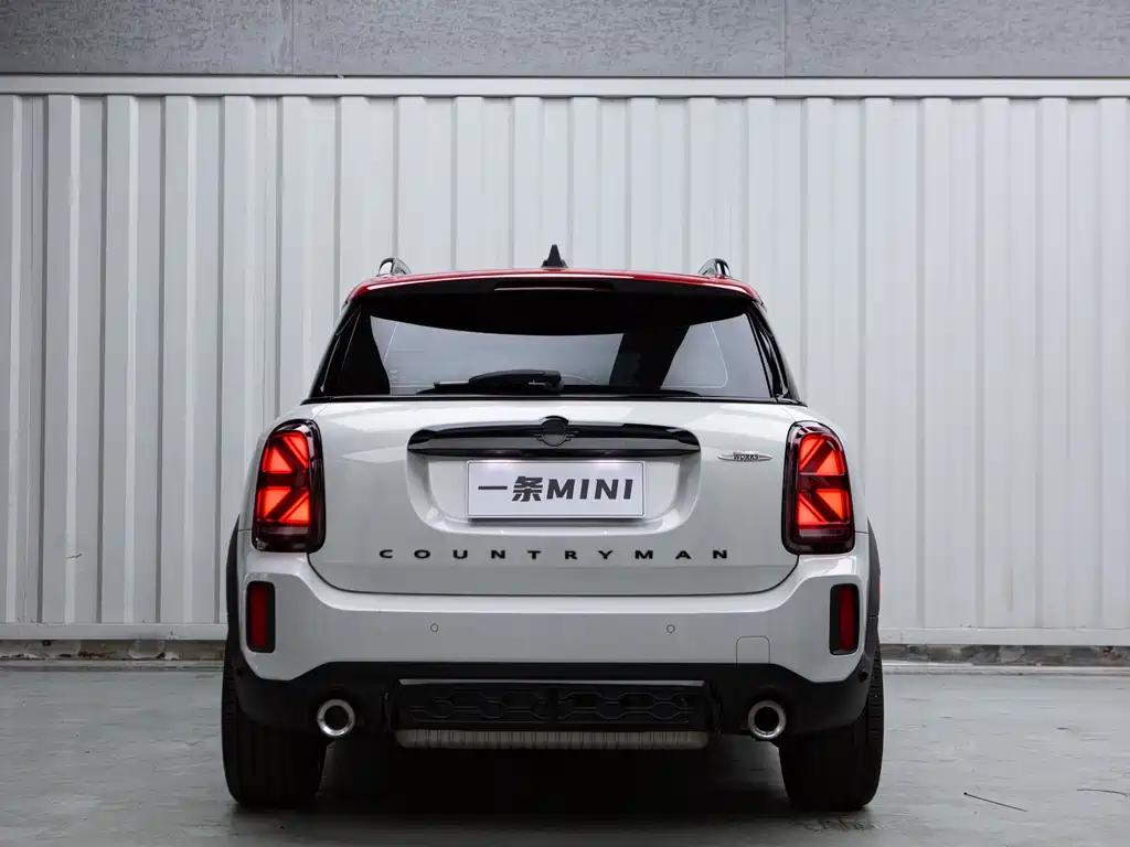 MINI JCW Countryman MINI JCW COUNTRYMAN 2023款 2.0 T JOHN COOPER WORKS