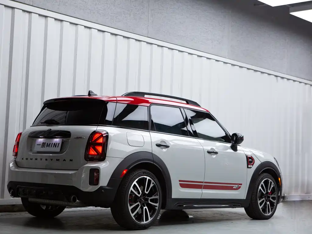 MINI JCW Countryman MINI JCW COUNTRYMAN 2023款 2.0 T JOHN COOPER WORKS