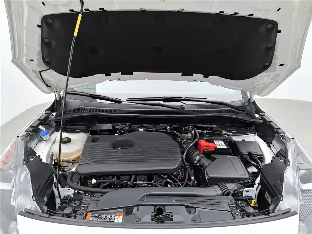 Escape EcoBoost 245 2 WD Leisure Enjoyment