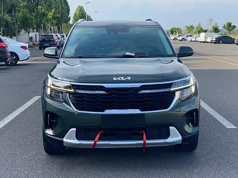 Kia Seltos 1.5 L CVT Luxury