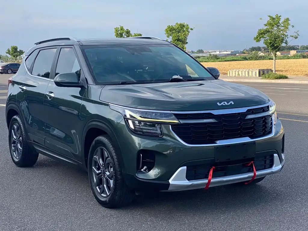 Seltos 1.5 L CVT Luxury