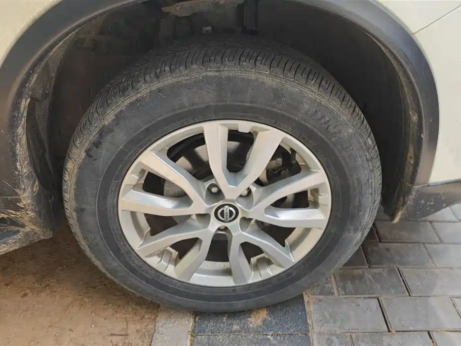X-Trail 2.0 L CVT Comfort 2 WD