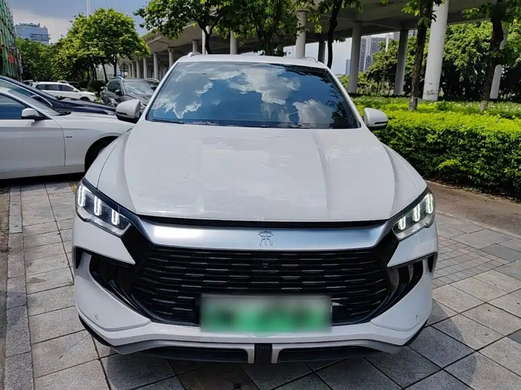 Song Pro NEV Glory DM-i 71 KM Navigator