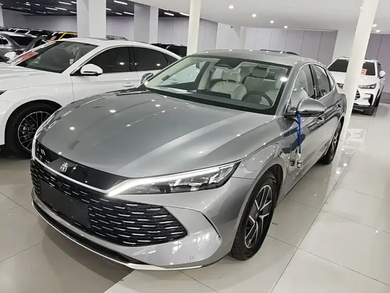 BYD Qin L DM-i 120 KM Transcend