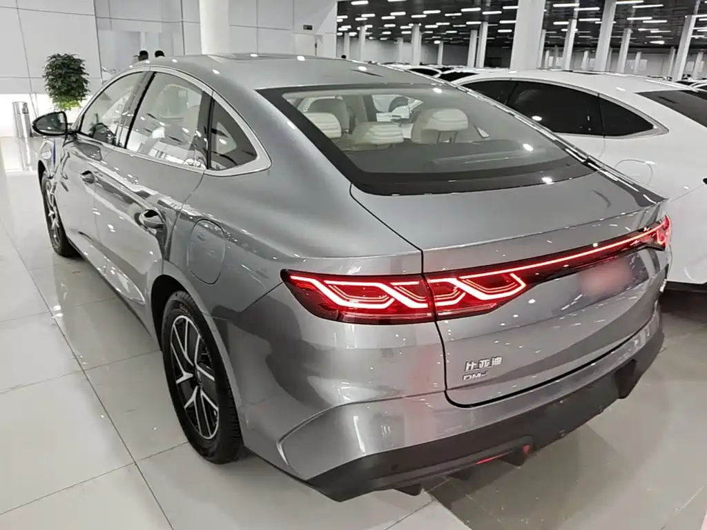 Qin L DM-i 120 KM Transcend