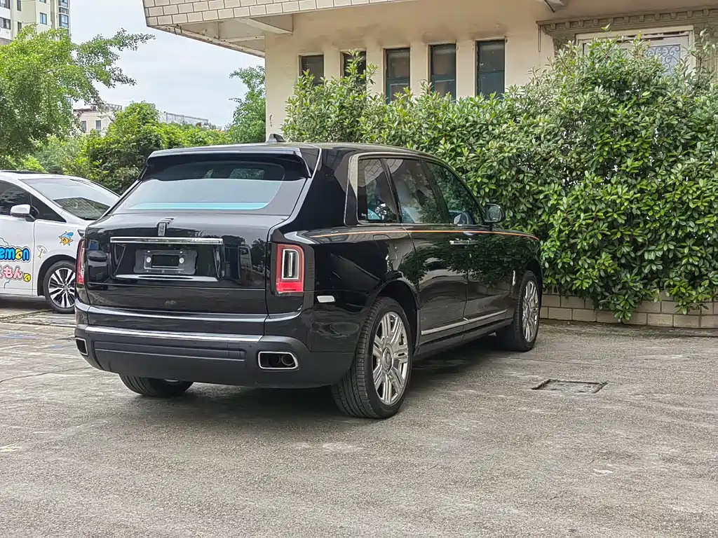 Cullinan 5-seat