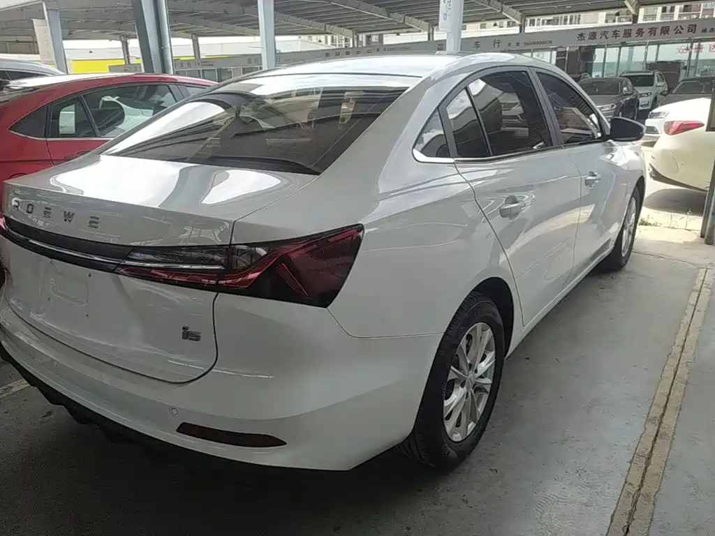 Roewe i5 1.5 L Manual Comfort Enjoyment