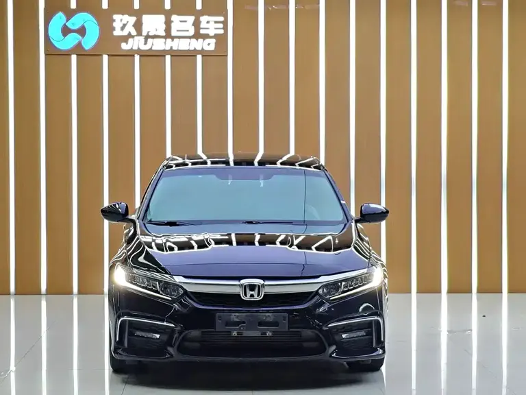 Honda Inspire 260 TURBO Refined CN-VI