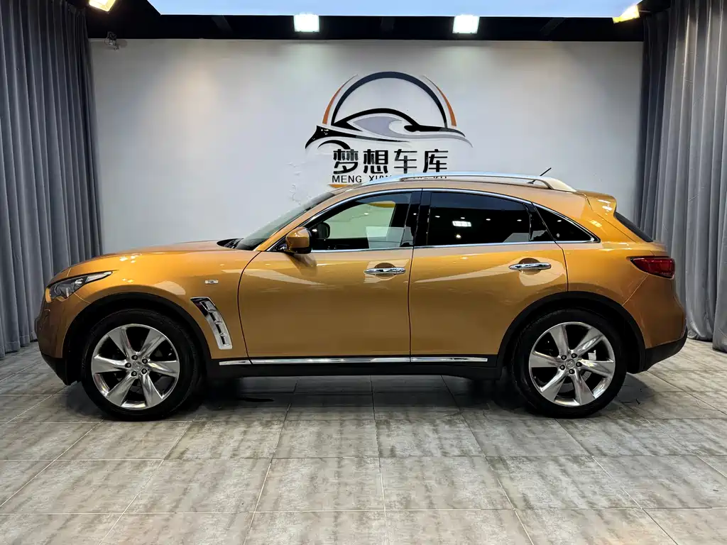 Infiniti FX FX35 Transcend
