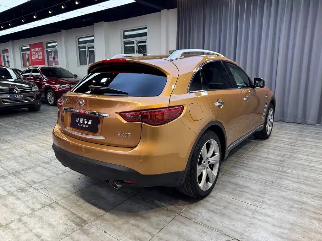 Infiniti FX FX35 Transcend