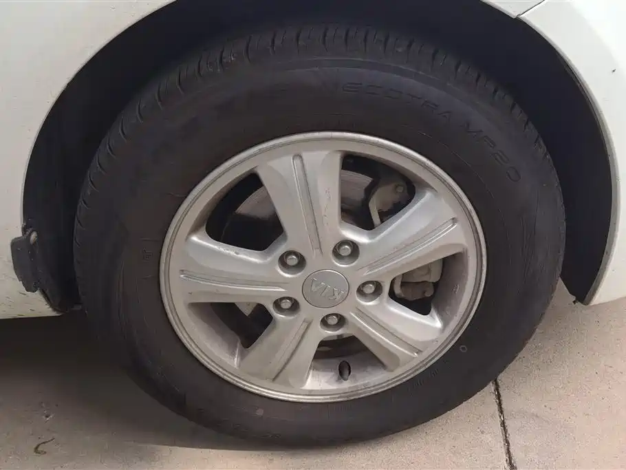 Forte 1.6 L MT GL