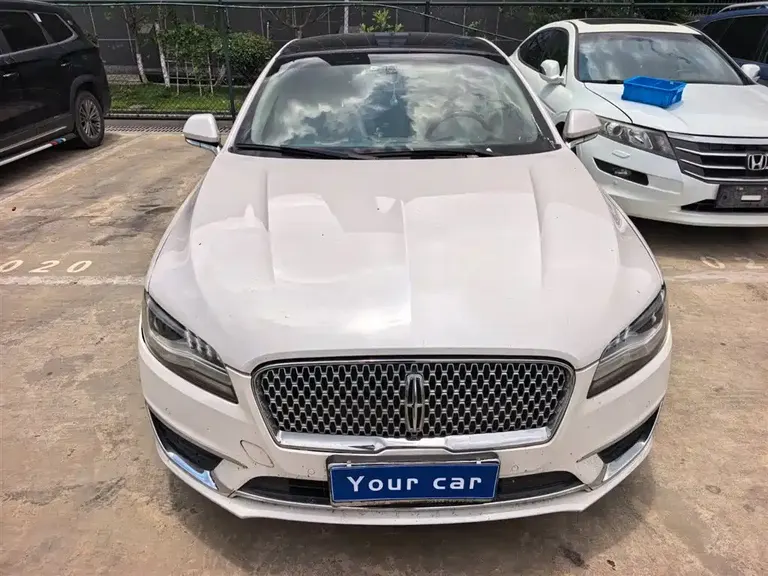 Lincoln MKZ 2.0 T Graceful
