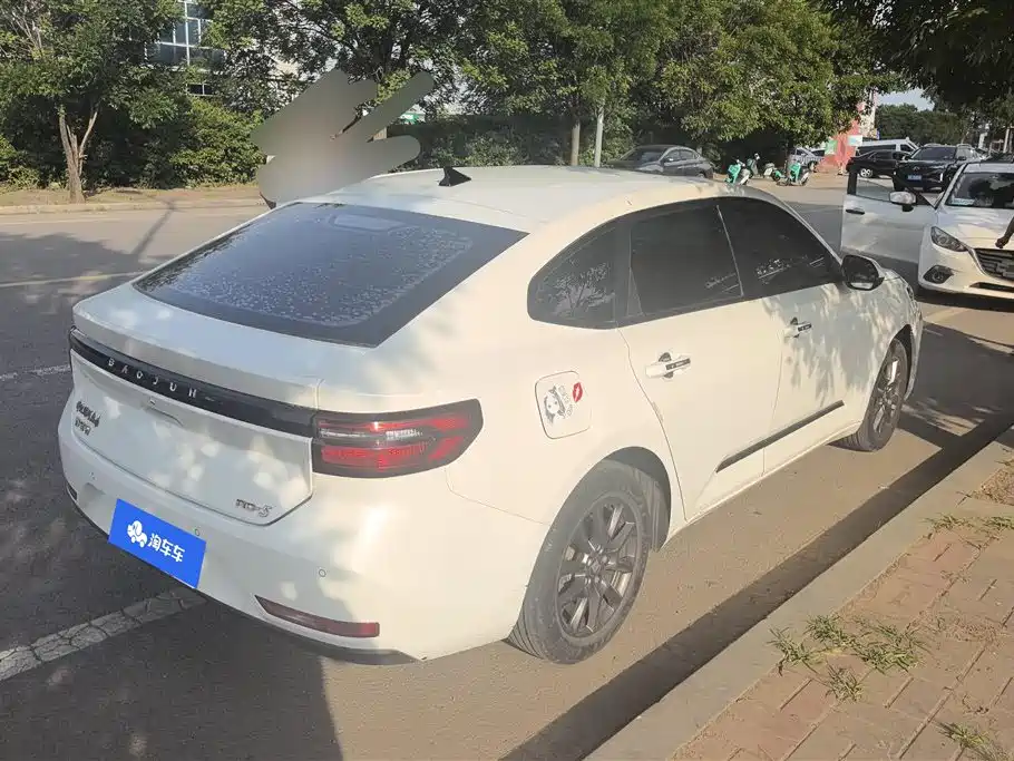 Baojun RC-5 1.5 L Manual Smart Shine Luxury