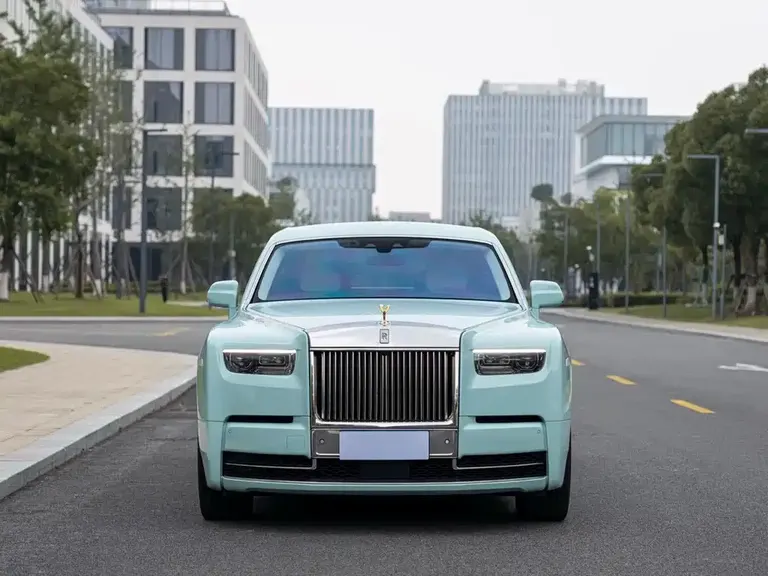 Rolls-Royce Phantom LWB Range Series II