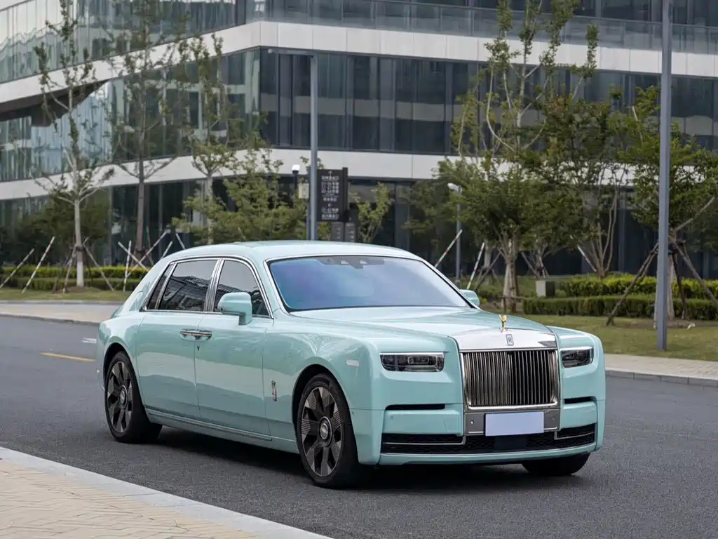 Phantom LWB Range Series II