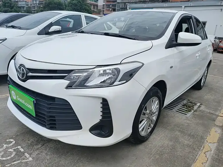 Toyota Vios 1.5 L CVT Comfort Travel