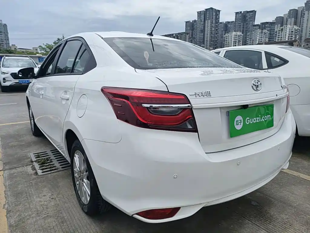 Vios 1.5 L CVT Comfort Travel
