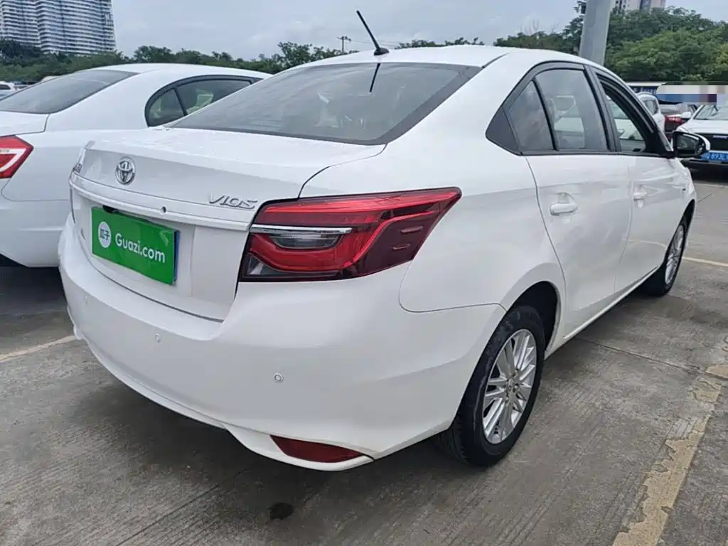 Vios 1.5 L CVT Comfort Travel