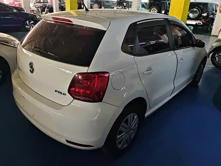 Polo 1.4 L Auto Style
