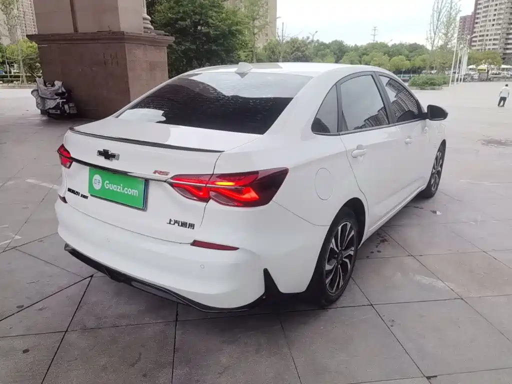Monza Mild Hybrid RS 330 T Auto Smooth