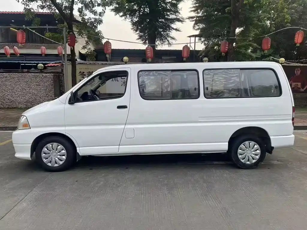 Grace 2.0 L Express Luxury 7-seatV19