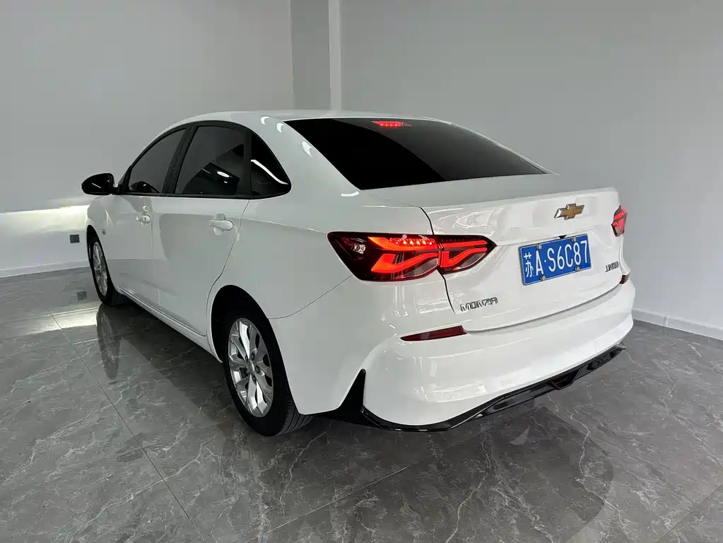 Monza 1.5 L DCT Pleasure