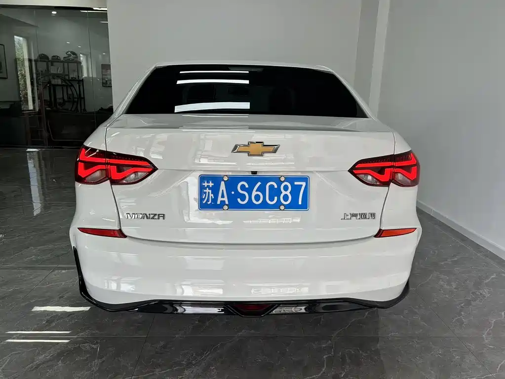 Monza 1.5 L DCT Pleasure