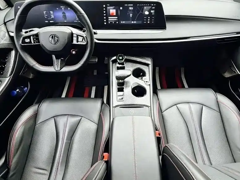 MG7 1.5 T DCT Supreme Beauty Luxury