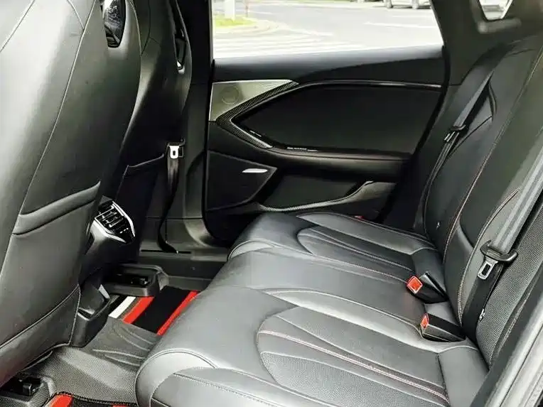 MG7 1.5 T DCT Supreme Beauty Luxury