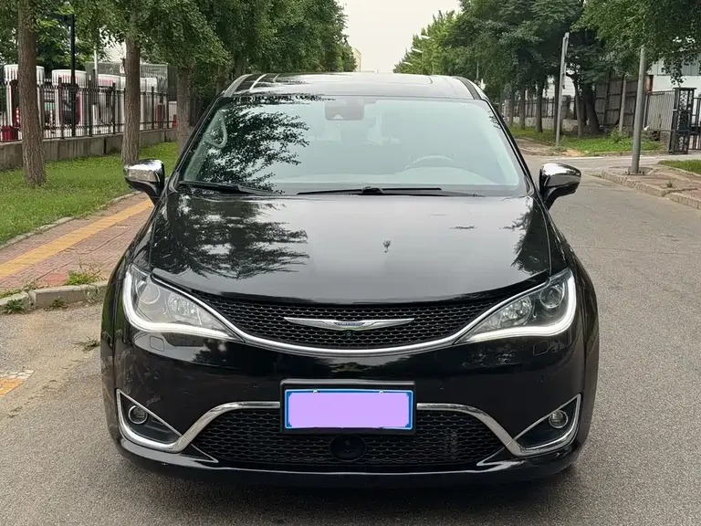 Chrysler Pacifica (Import) 3.6 L Premium