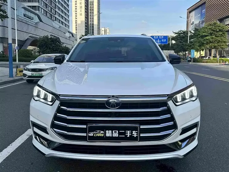 BYD Song Pro 1.5 T Auto Distinguished