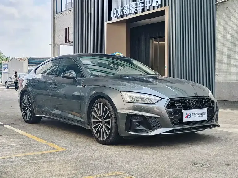 Audi A5 (Import) Sportback 40 TFSI quattro Luxury Dynamic