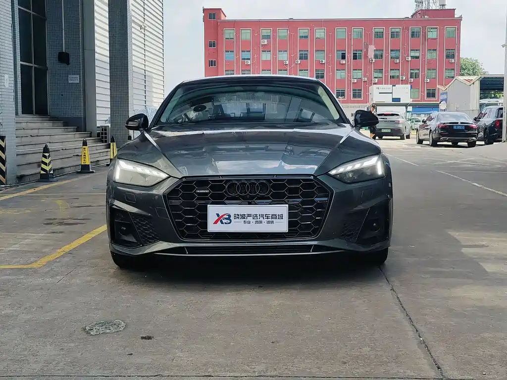Audi A5 (Import) Sportback 40 TFSI quattro Luxury Dynamic