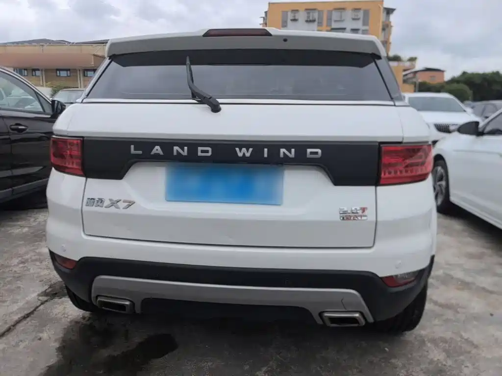 Landwind X7 2.0 T Panoramic Distinguished