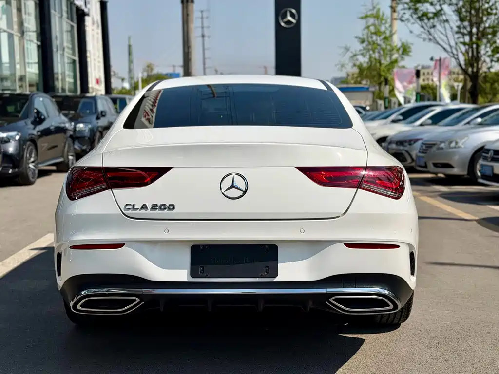 Mercedes-Benz CLA (Import) CLA 200