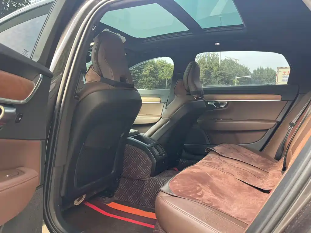 Volvo S90 B5 Smart Ease Luxury