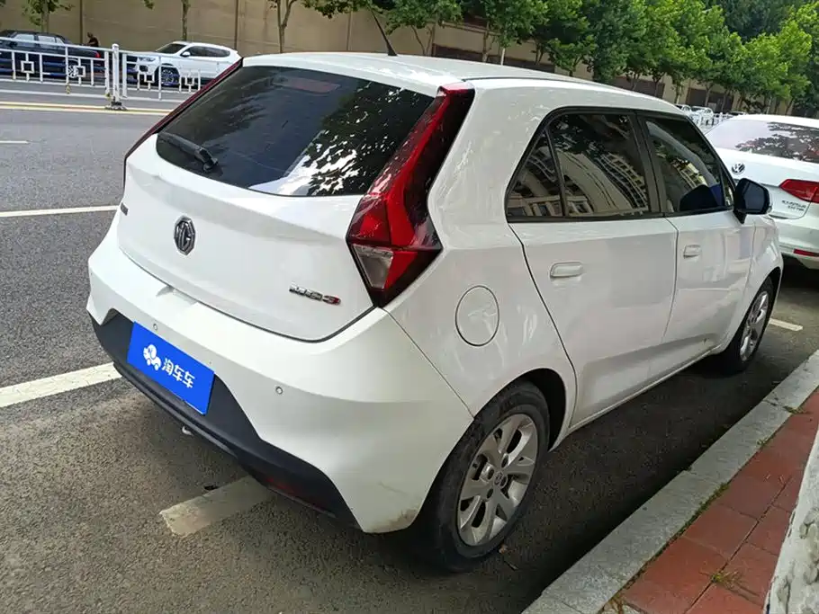 MG 3 1.5 L Auto Connected Elite