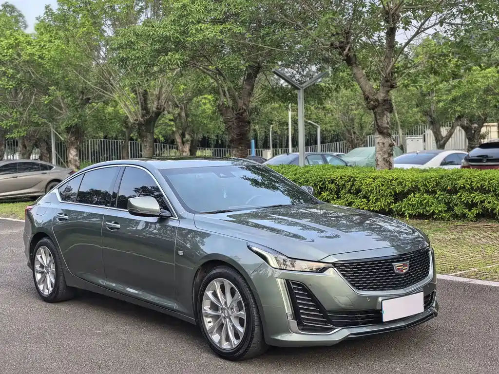 Cadillac CT5 28 T Luxury (Standard)