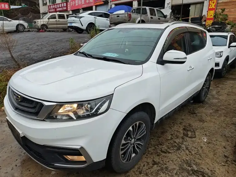Geely Vision X6 1.8 L Manual 4 G Connected Luxury