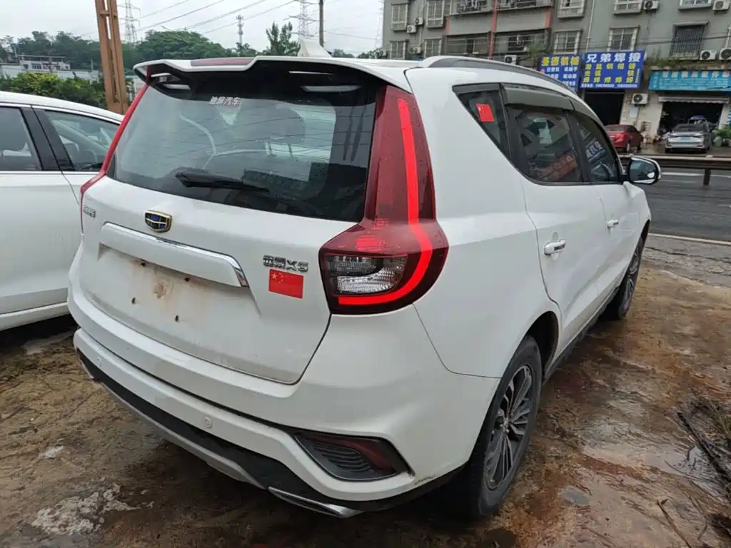 Vision X6 1.8 L Manual 4 G Connected Luxury