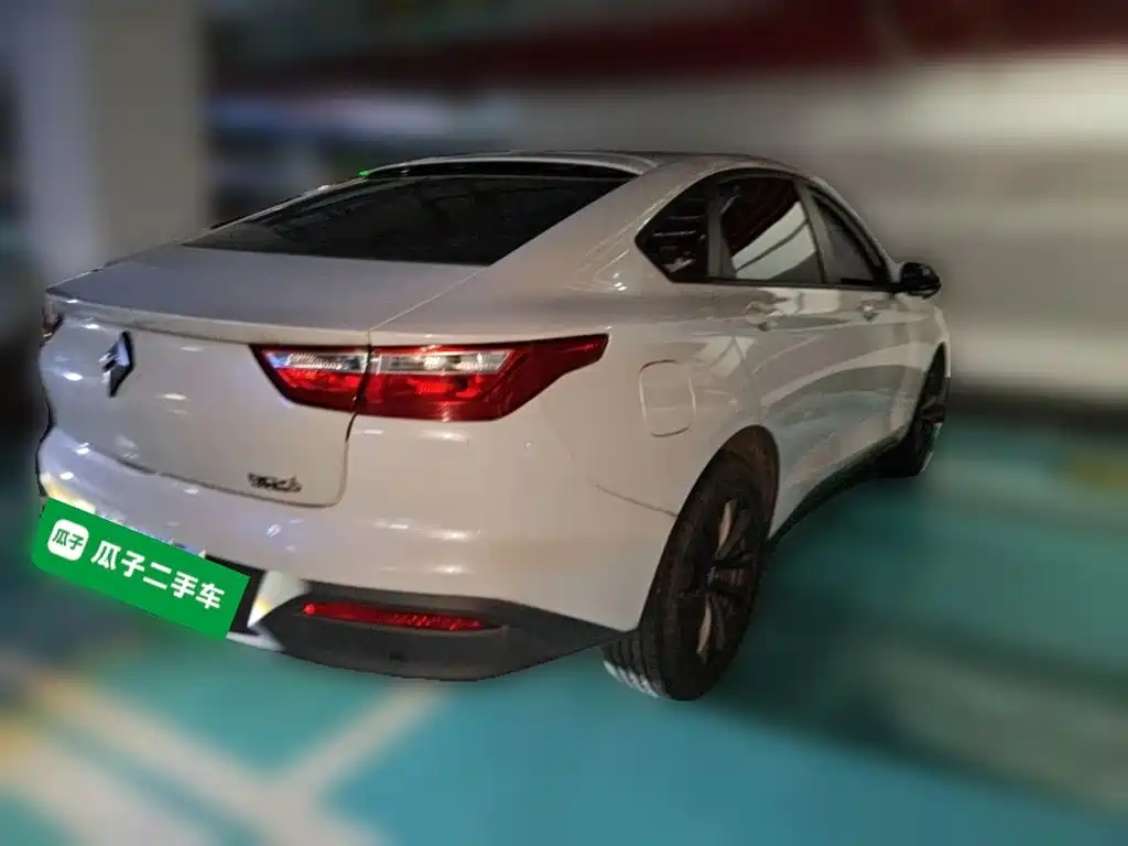 Baojun RC-6 宝骏RC-6 2019款 1.5 T 手动24小时在线精英型