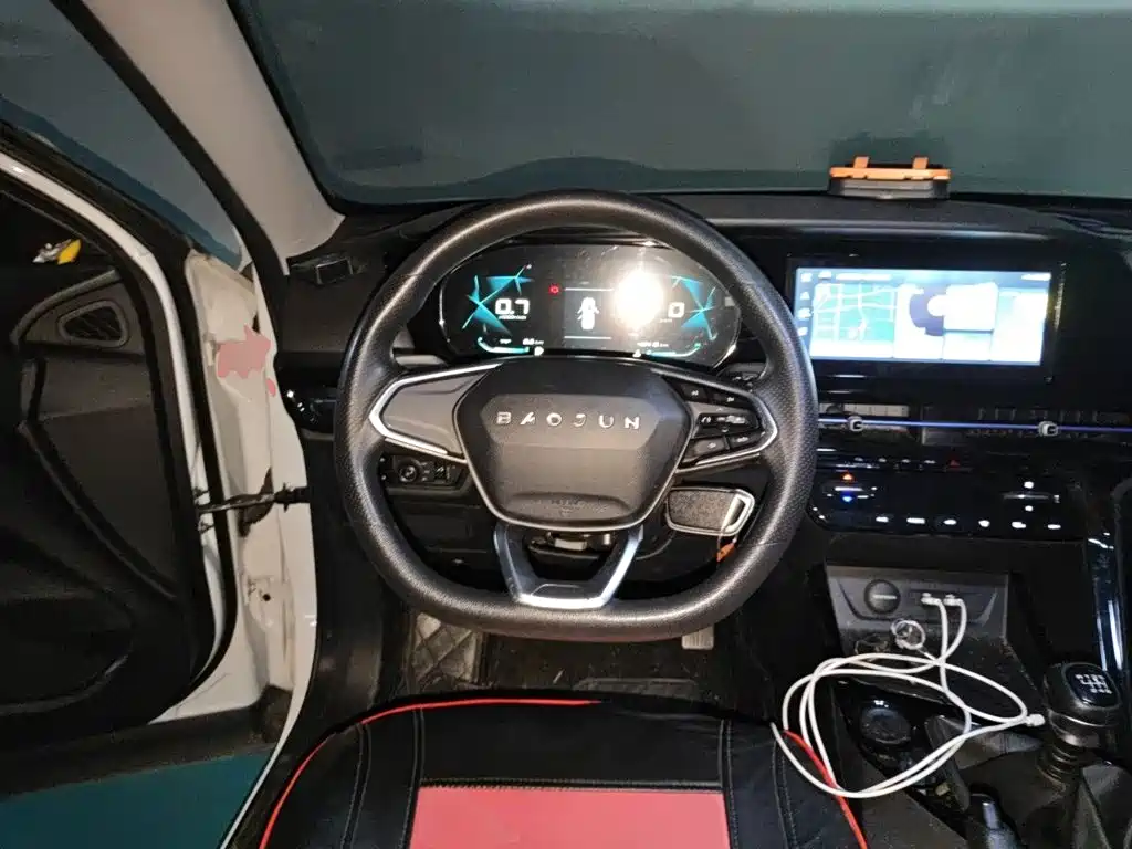Baojun RC-6 宝骏RC-6 2019款 1.5 T 手动24小时在线精英型