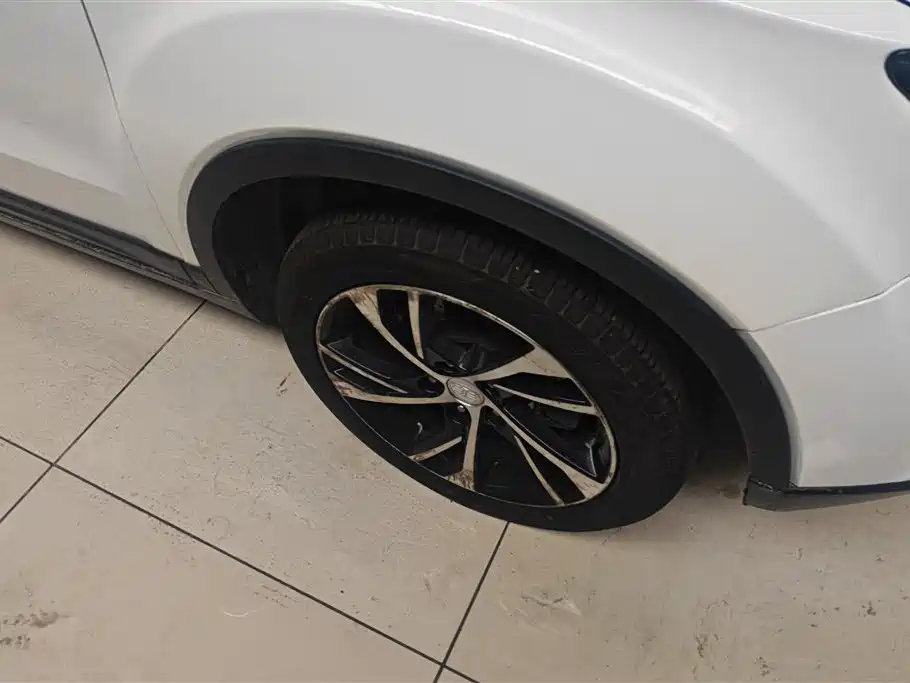 Besturn X40 1.6 L Auto Luxury CN-V
