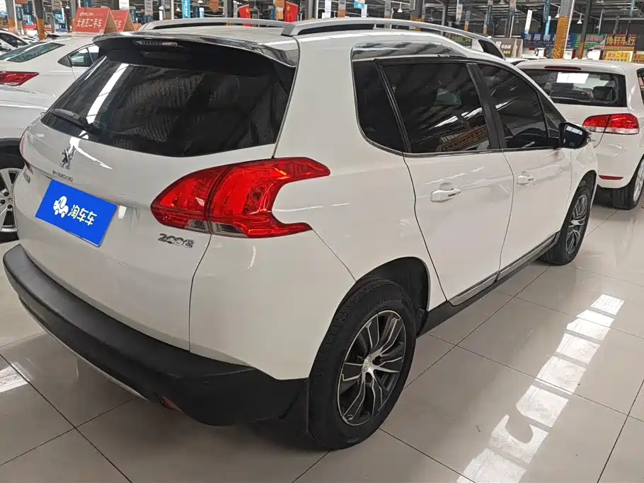 Peugeot 2008 2014 1.6 L Auto Navigator