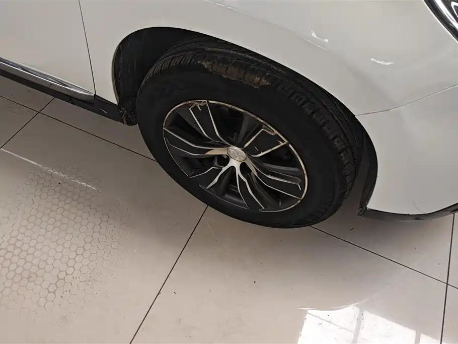 Peugeot 2008 2014 1.6 L Auto Navigator