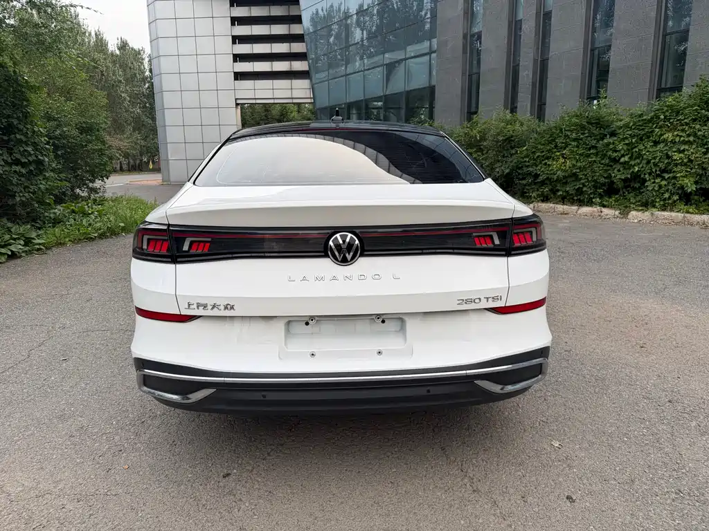 Lamando Lamando L 280 TSI DSG Super Hot Flagship