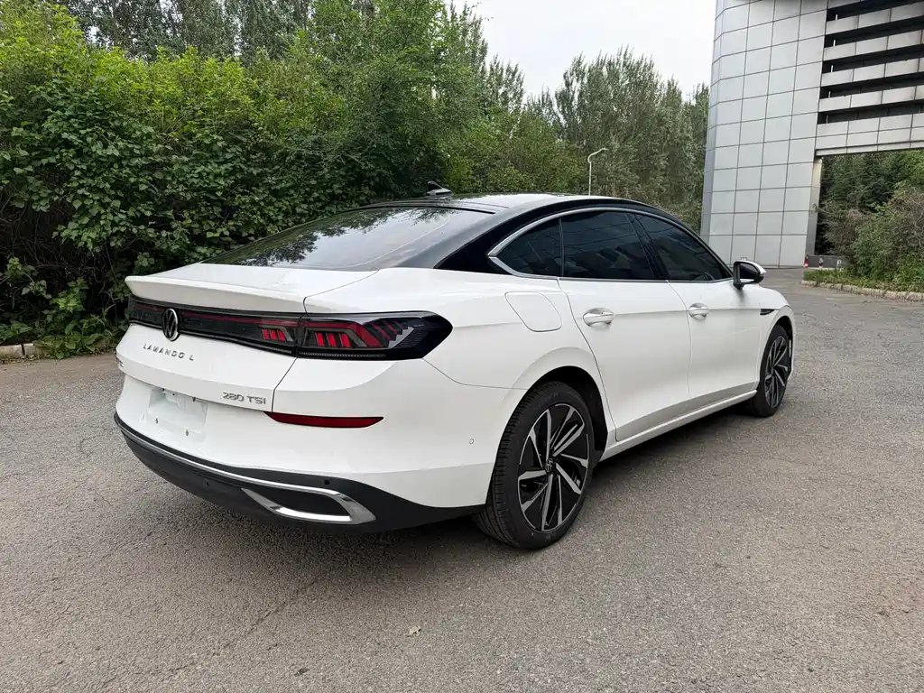 Lamando Lamando L 280 TSI DSG Super Hot Flagship