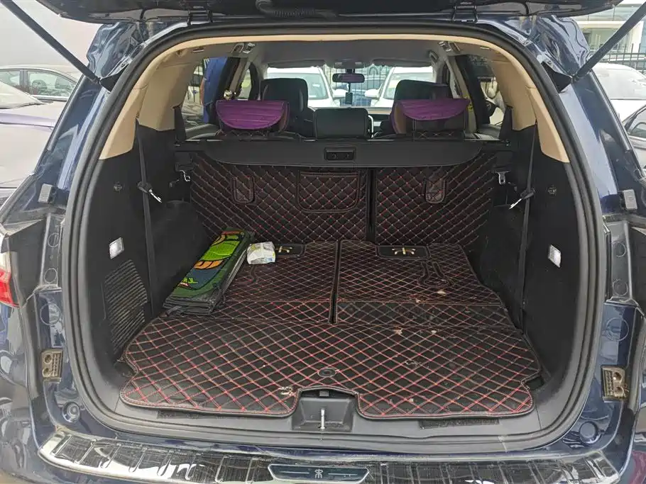 Song MAX 1.5 T Auto Connected Luxury 7-seat