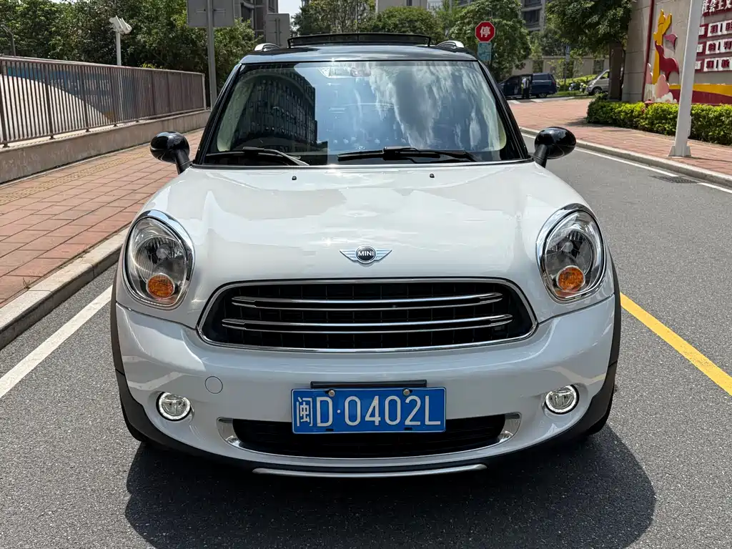 MINI COUNTRYMAN 1.6 T COOPER ALL4 Fun